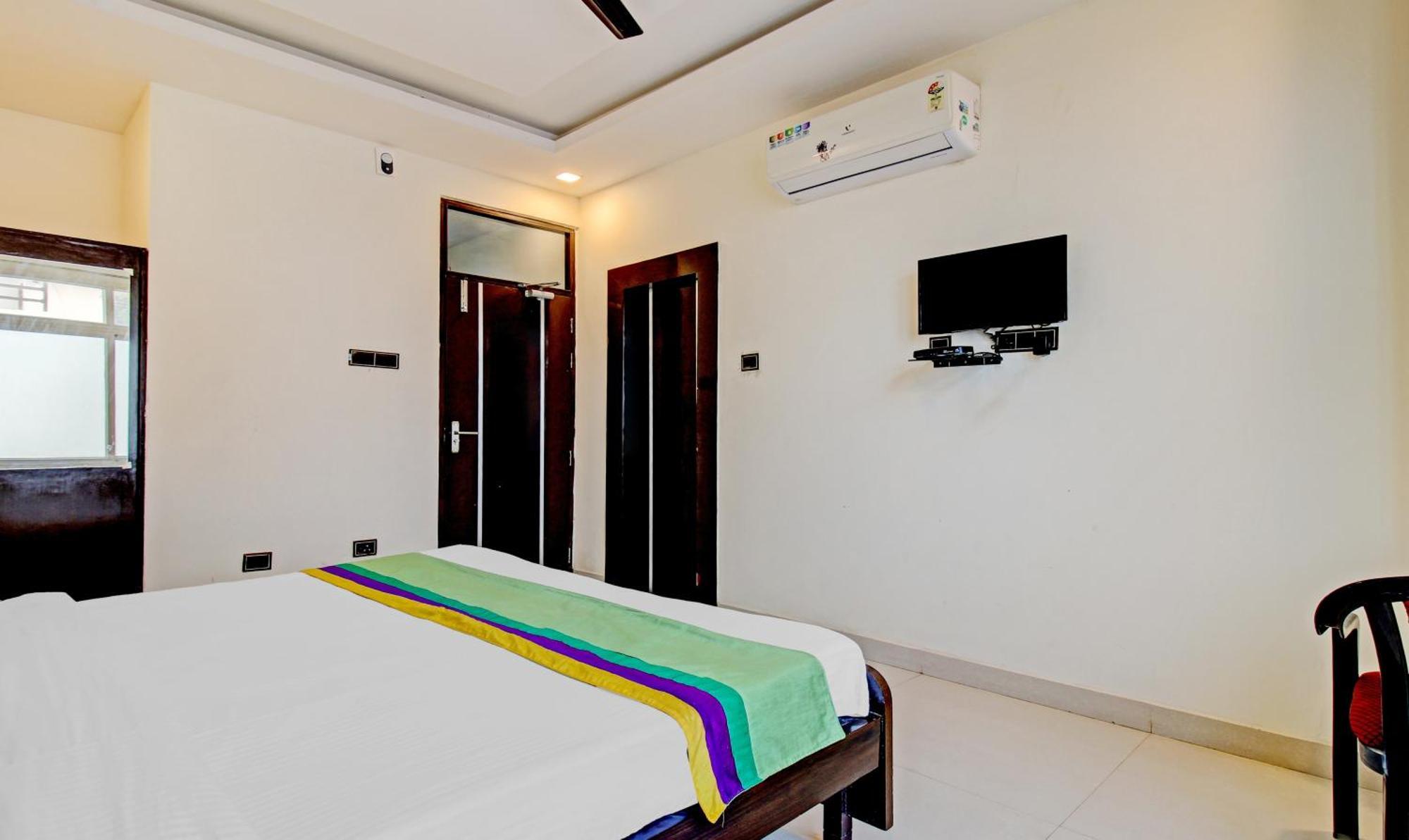 Treebo Silver Grand New Agreement Lucknow Exterior photo