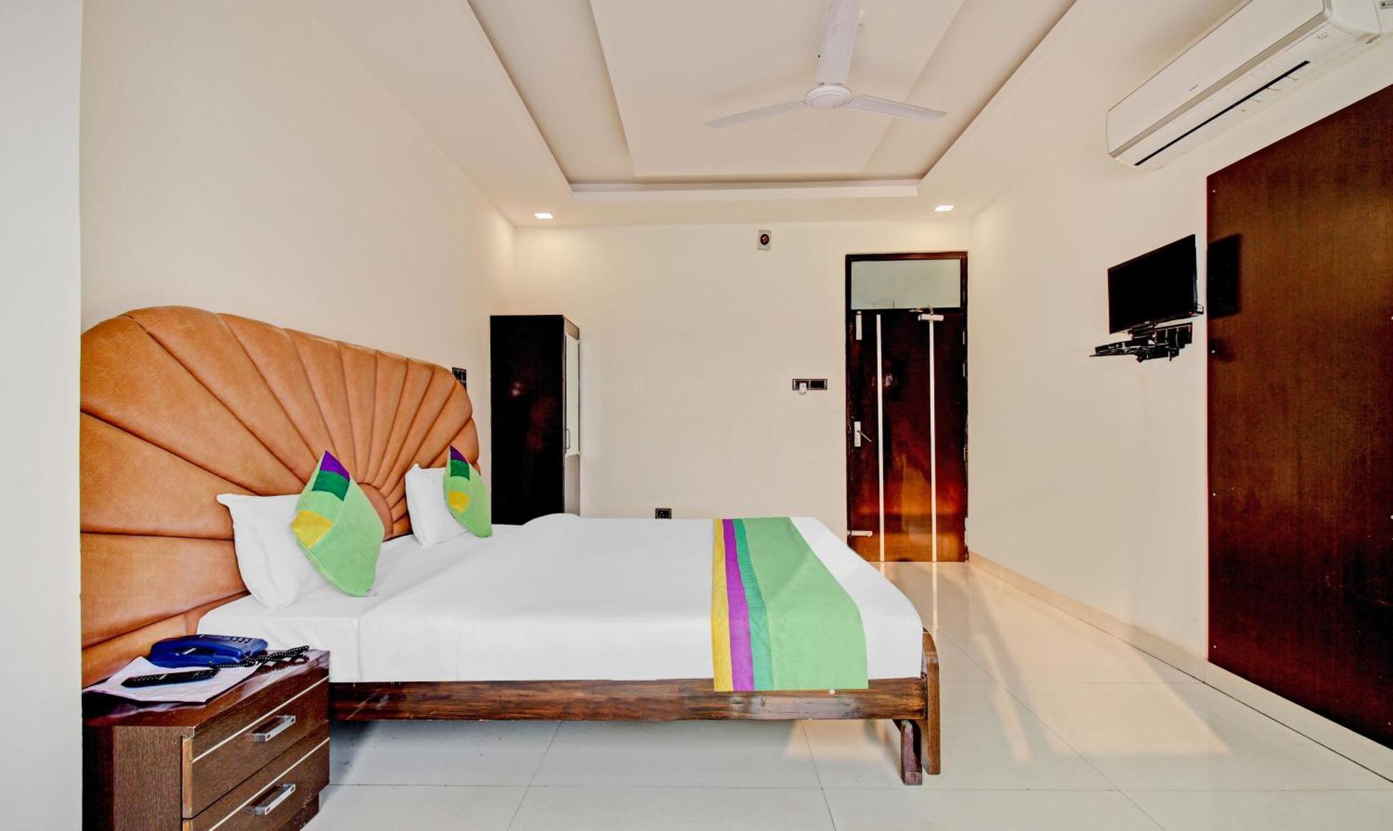 Treebo Silver Grand New Agreement Lucknow Exterior photo