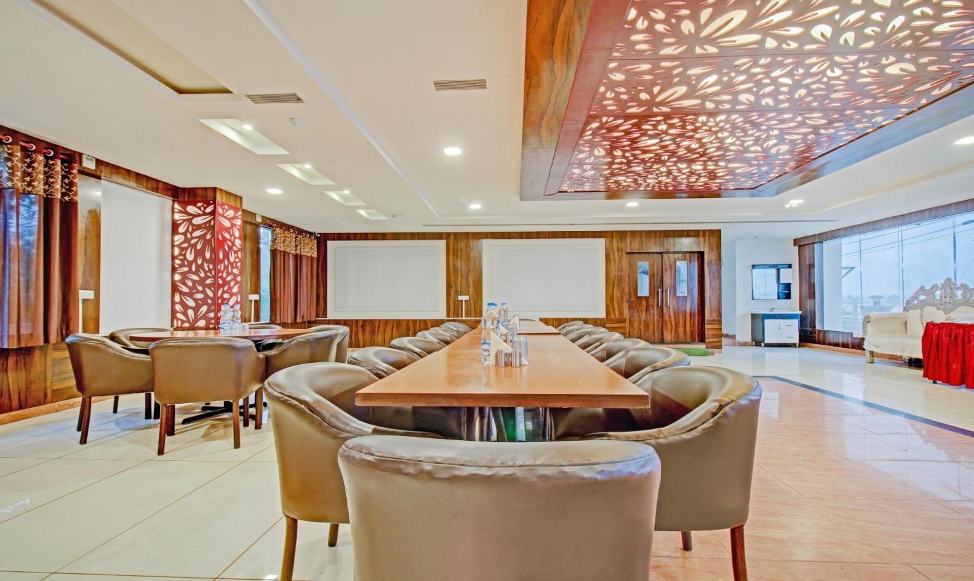 Treebo Silver Grand New Agreement Lucknow Exterior photo