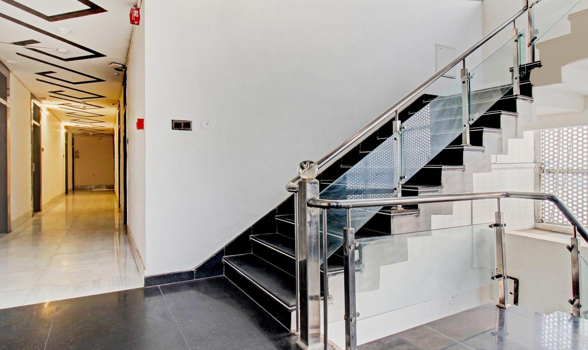 Treebo Silver Grand New Agreement Lucknow Exterior photo