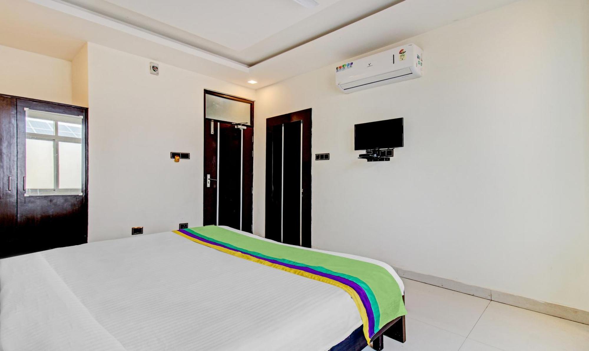 Treebo Silver Grand New Agreement Lucknow Exterior photo